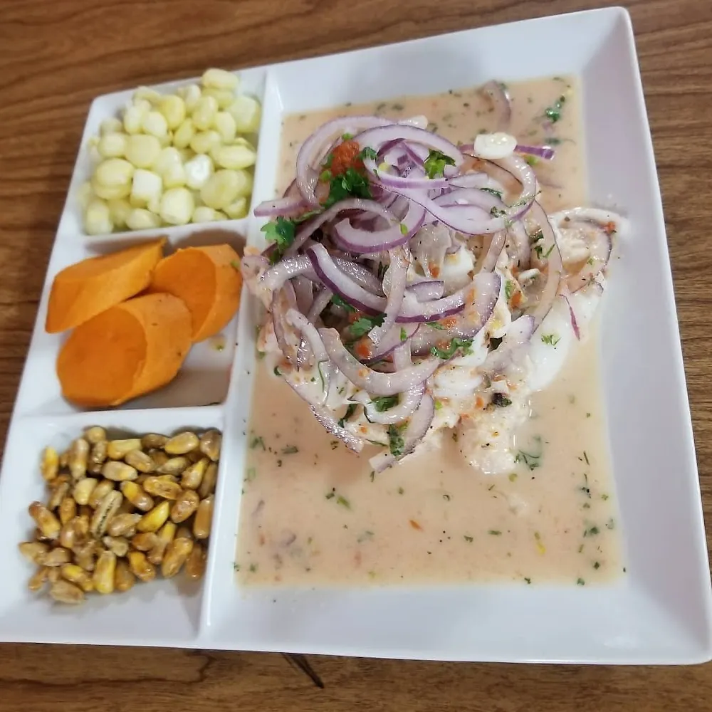 Ceviche Mixto